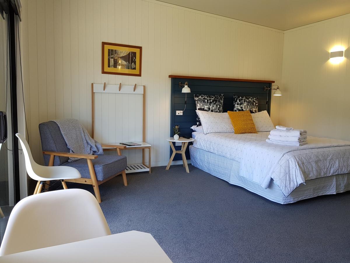 Admiral Waters Bed & Breakfast Cooks Beach Екстериор снимка